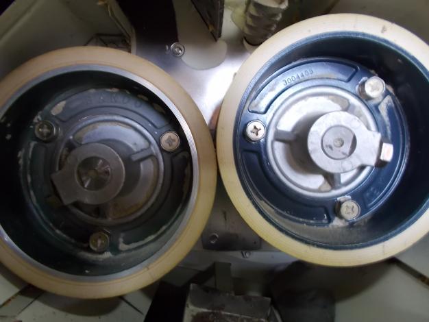 サタケ　中古籾摺機