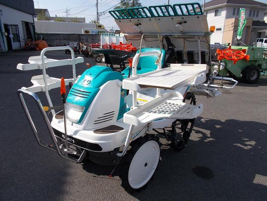 クボタ　田植機