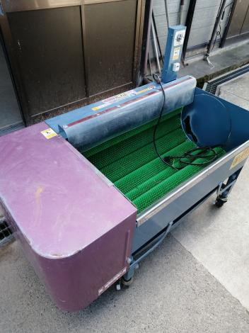 高橋水機　中古自動根菜洗機