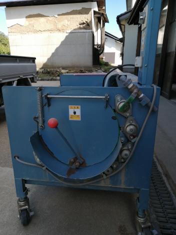 高橋水機　中古自動根菜洗機
