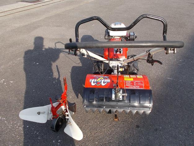 ミニ耕耘機　ポチ