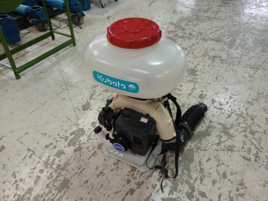 クボタ　背負い動力散布機