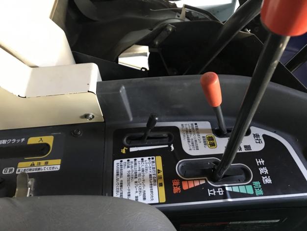 イセキ　中古　コンバイン