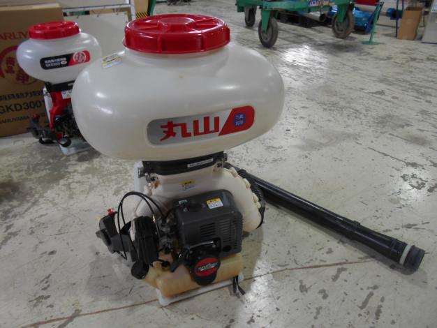 丸山製作所　中古背負動力散布機