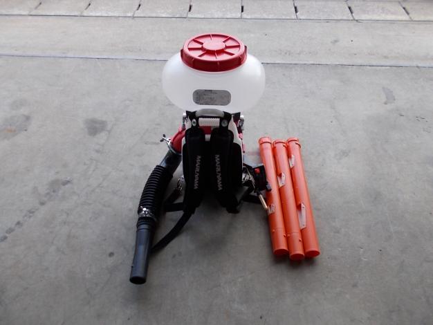 丸山　中古　背負動力散布機