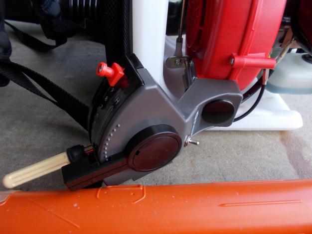 丸山　中古　背負動力散布機