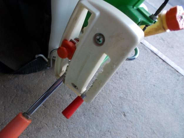 共立　中古　背負動力散布機