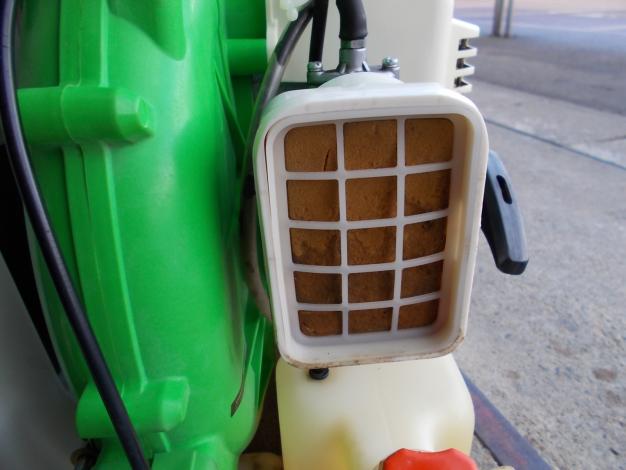 共立　中古　背負動力散布機