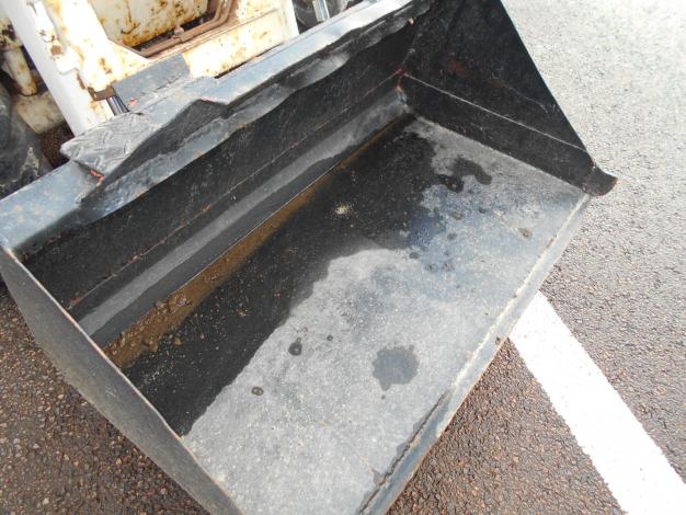 TCM スキッドステアローダー – 農キング