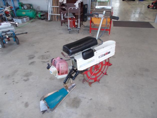 丸山　中古　乗用溝切機