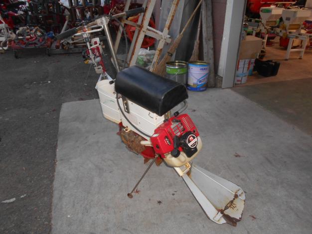 丸山 中古 乗用溝切機