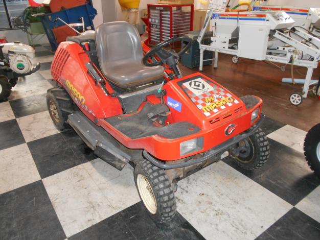 筑水キャニコム 中古 乗用草刈機