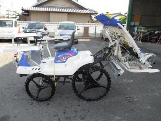 イセキ　4条乗用型田植機