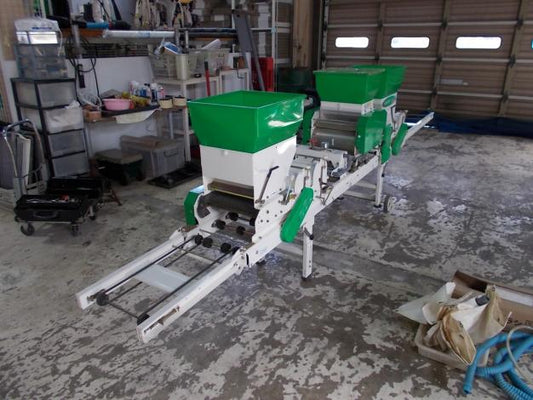 スズテック　中古　播種機