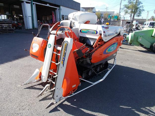 クボタ　コンバイン