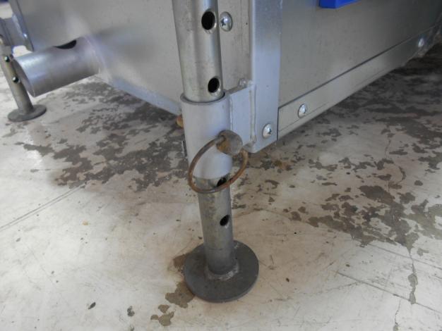 移動式融雪機　融雪王「融メイト」