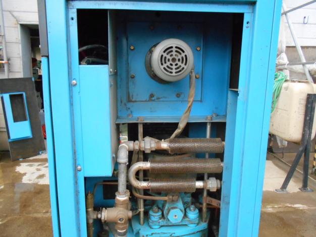 コベルコ　スクリューコンプレッサー