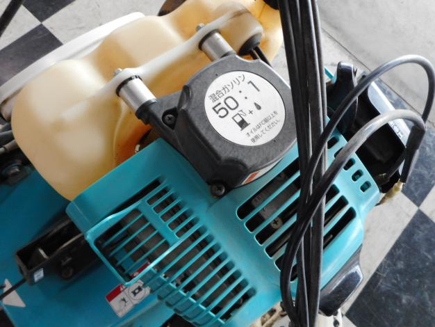 クボタ　中古法面草刈機