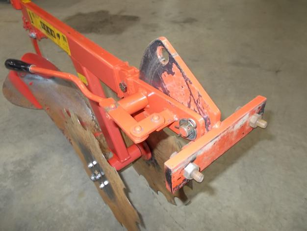 小関農機　中古　溝ホール
