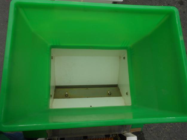 スズテック　中古　播種機