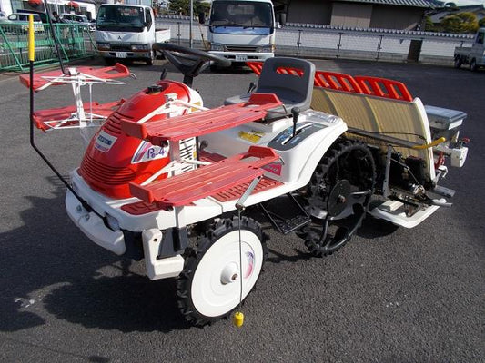 ヤンマー乗用4条(側条施肥機付)田植機