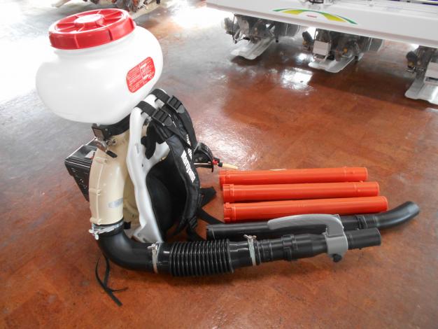 中古 背負い 動力散布機