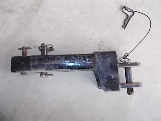 中古　トラクター用牽引ヒッチ