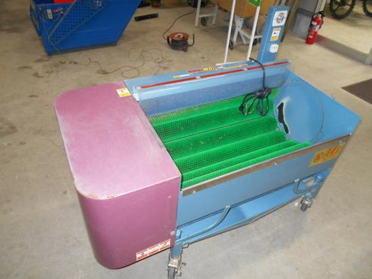 高橋水機　自動根菜洗機