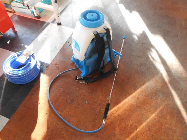 丸山　動力噴霧機　背負い式