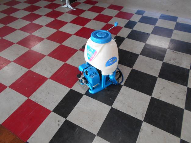 丸山　動力噴霧機　背負い式