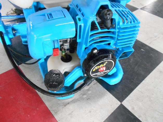 丸山　動力噴霧機　背負い式