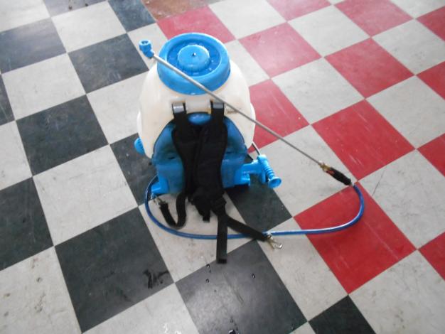 丸山　動力噴霧機　背負い式