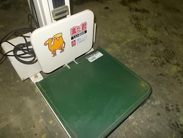 タイガー　中古　米袋昇降機