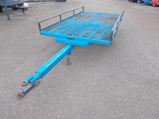 中古　トレーラー