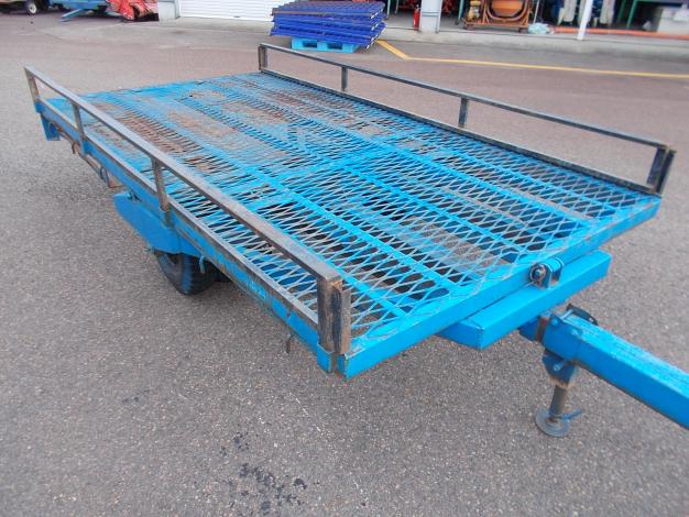 中古　トレーラー