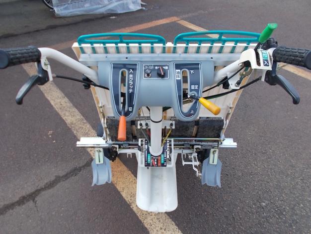 クボタ　中古　歩行2条田植機