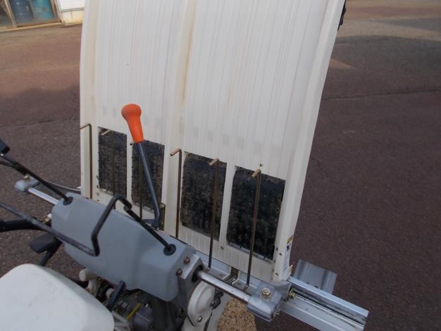 クボタ　中古　歩行2条田植機