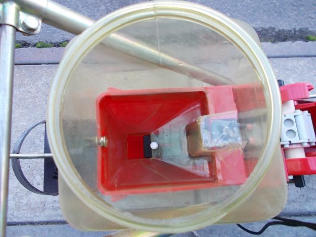 向井工業　中古　種まき機(ごんべえ)