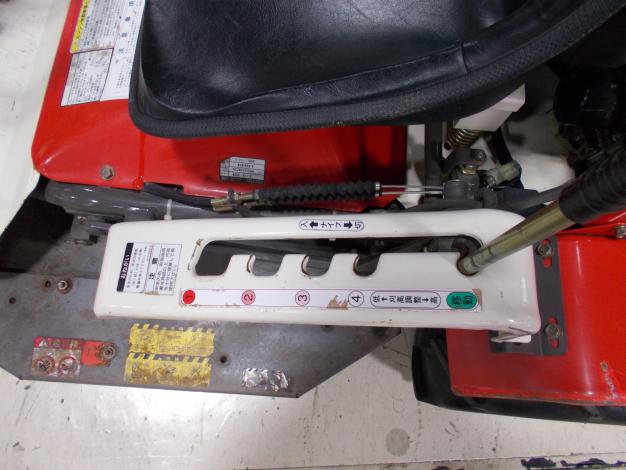 オーレック　中古　乗用草刈機　ラビットモア