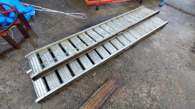 中古アルミブリッジ