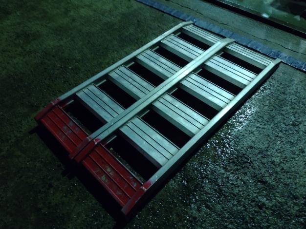 アルコック　中古　畦超えブリッジ