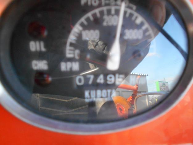 中古　クボタトラクター