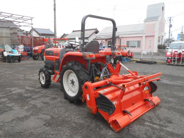 クボタ 中古 トラクター 23馬力