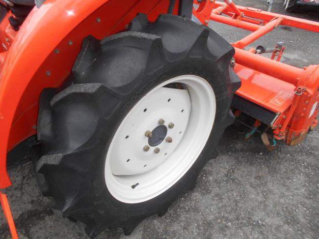 クボタ 中古 トラクター 23馬力