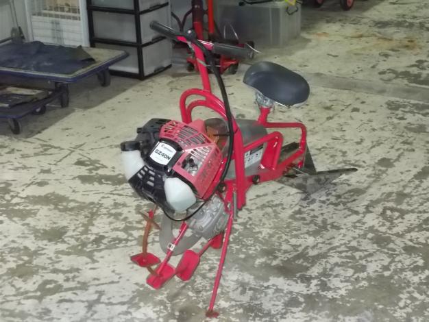オータケ　中古　乗用溝切機