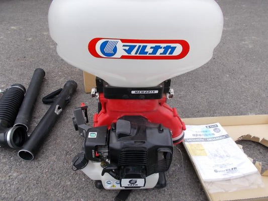 マルナカ　動力散布機