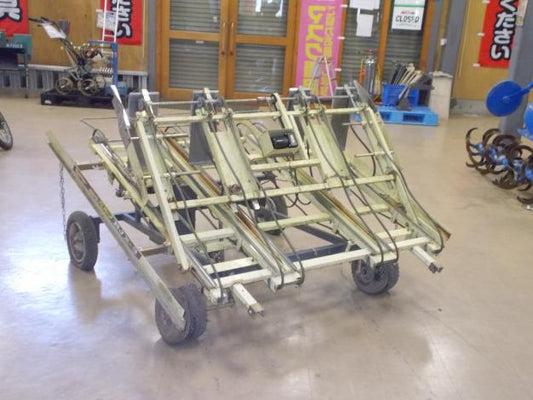 タイショー　中古苗箱並べ機