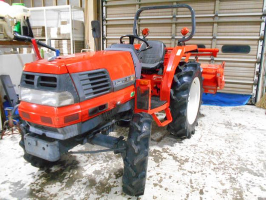 クボタトラクター