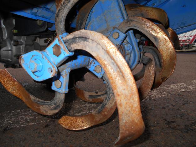 中古　イセキ耕耘機