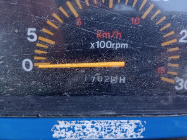 イセキ　中古　トラクタ-